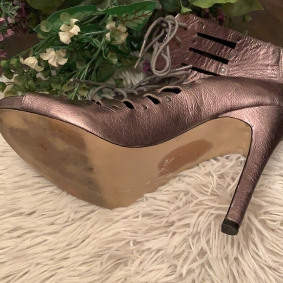 DOLCE VITA PEEP TOE LACE UP STILETTO BOOTIES BRONZE SIZE 8.5 - Picture 10 of 16